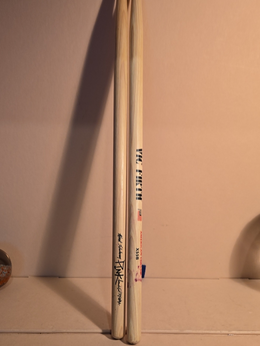 VIC FIRTH Wood Drumsticks in Natural Wood